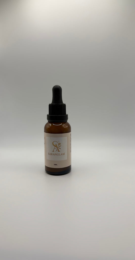 "Découvrez notre sérum de nuit, une formule innovante conçue pour revitaliser votre peau pendant votre sommeil. Enrichi d'ingrédients naturels, ce sérum hydrate, régénère et illumine le teint, offrant une texture douce et un éclat renouvelé au réveil. Parfait pour tous les types de peau, il aide à réduire les signes de fatigue et à améliorer votre apparence globale. Transformez votre routine de soins nocturne avec notre sérum de nuit pour une peau resplendissante chaque matin."